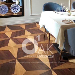 Restauurante con suelo de madera maciza, losetas macizas de roble OAK1