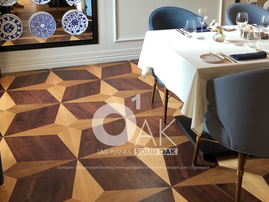 Restauurante con suelo de madera maciza, losetas macizas de roble OAK1